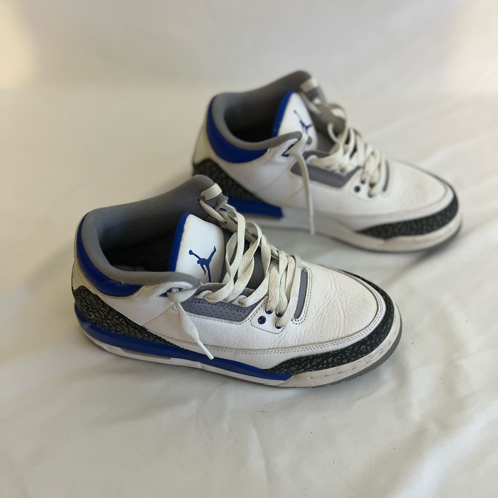 Air Jordan 3 Racer Blue Size 7Y